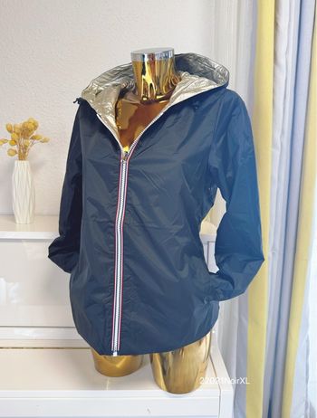 Veste noire doré imperméable taille XL🌸