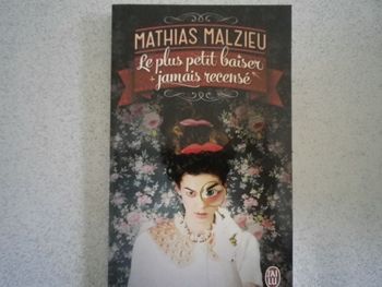 LE PLUS PETIT BAISER JAMAIS RECENSE