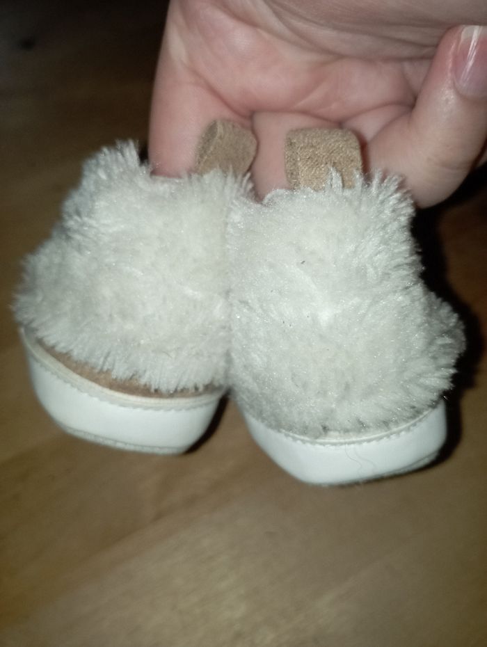 Chaussure bébé - photo numéro 3