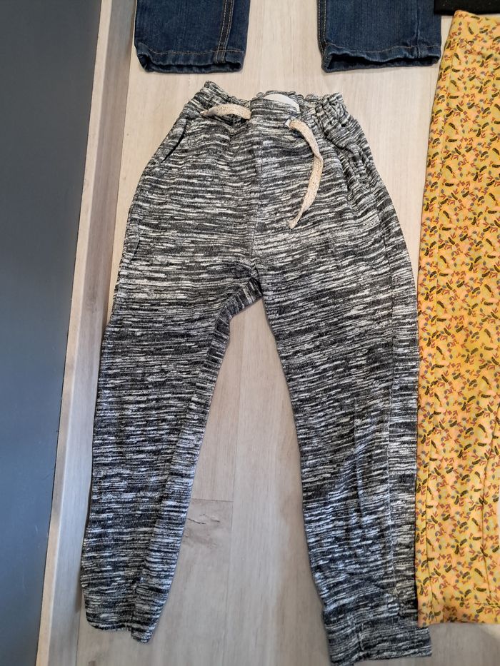 Lot de pantalons fille 6ans neufs et excellent état - photo numéro 5