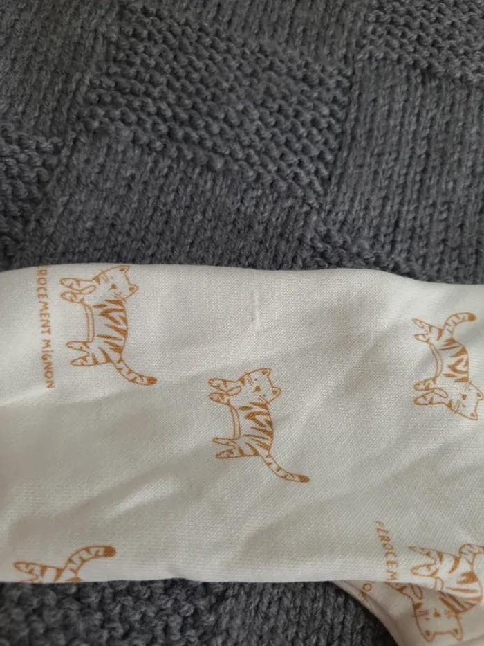 👶Sweat zippé Tape A l'Oeil taille 6mois-68cm👶 - photo numéro 3