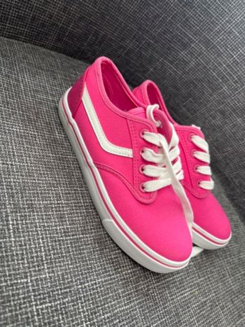 Baskets rose et blanche pointure 32