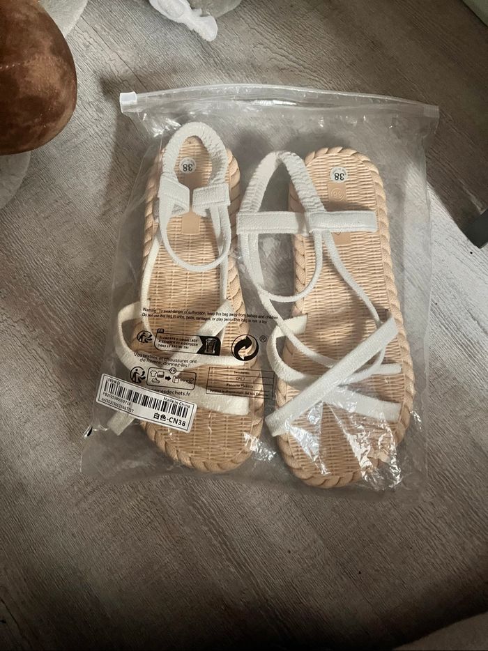 Sandalette