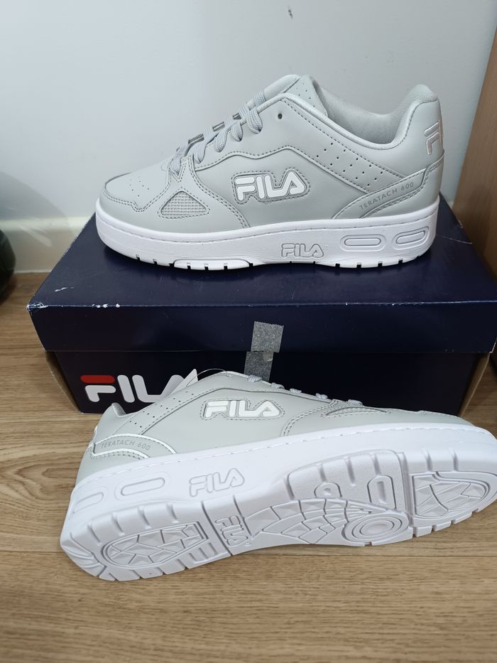 Basket femme neuf avec étiquette (68€ - photo numéro 2