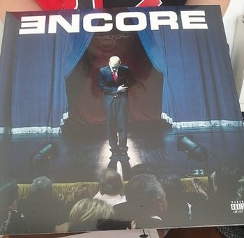 Vinyle d'Eminem encore en parfait état sous blister