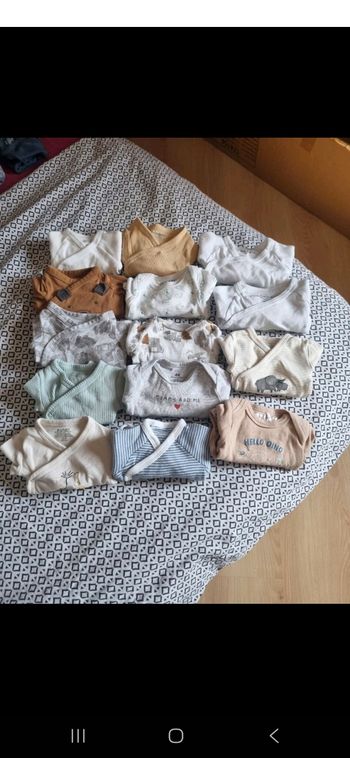 Lot 14 bodys manche longue