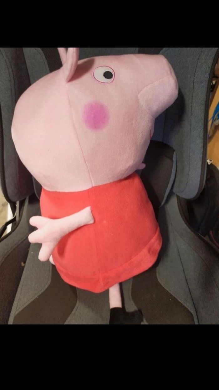 Peluche Peppa pig - photo numéro 2