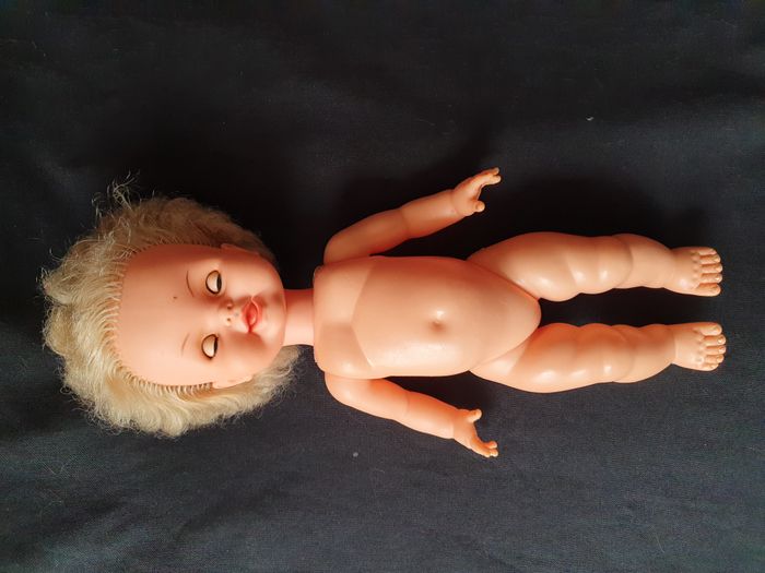 Poupée Bella 14008 yeux dormants marrons H 38 cm Vintage - photo numéro 2