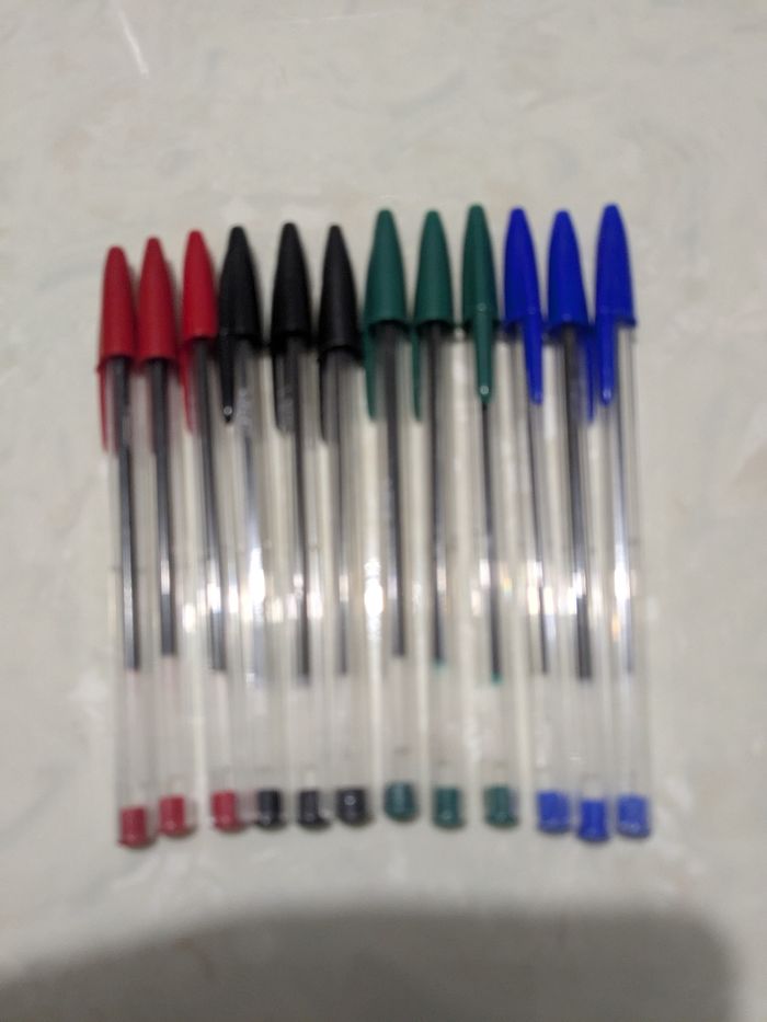Lot de 12 stylos Bic - photo numéro 2