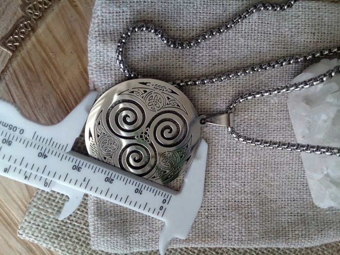 Collier pendentif celtique triskell - photo numéro 3