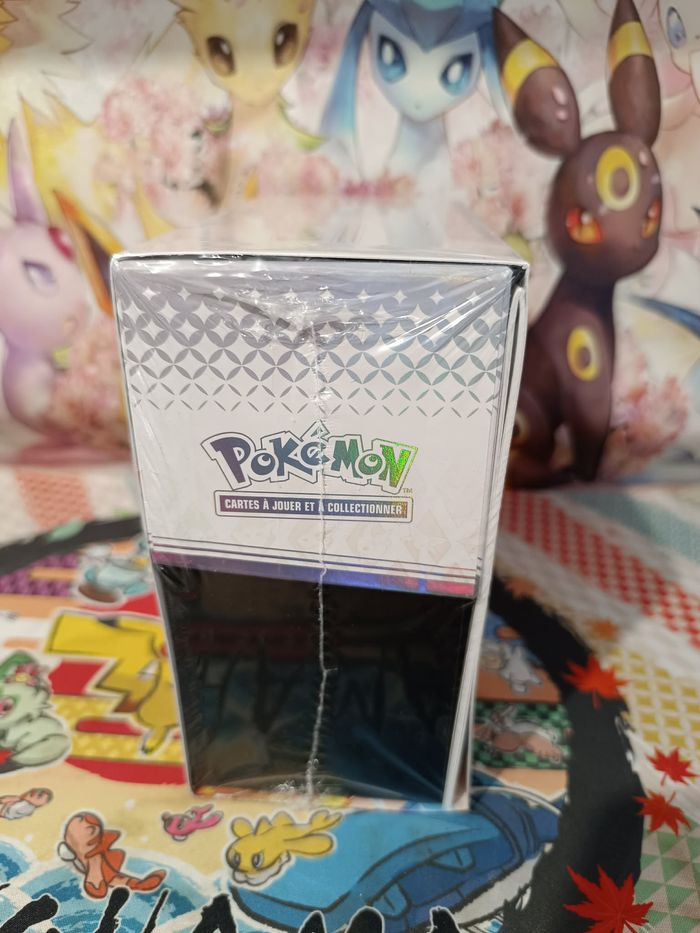 EV8.5 - Coffret ETB Évolutions Prismatiques - photo numéro 2