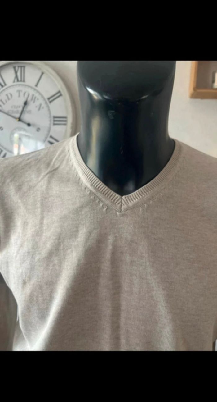 Pull en V homme - photo numéro 5