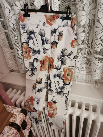 Pantalon à motifs avec élastique à la taille  2 poches