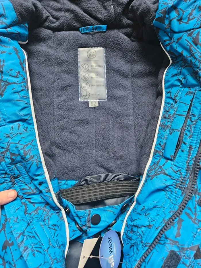 Tenue de ski - photo numéro 3