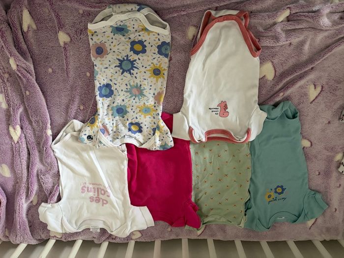 Lot vêtements fille 3 mois - photo numéro 3