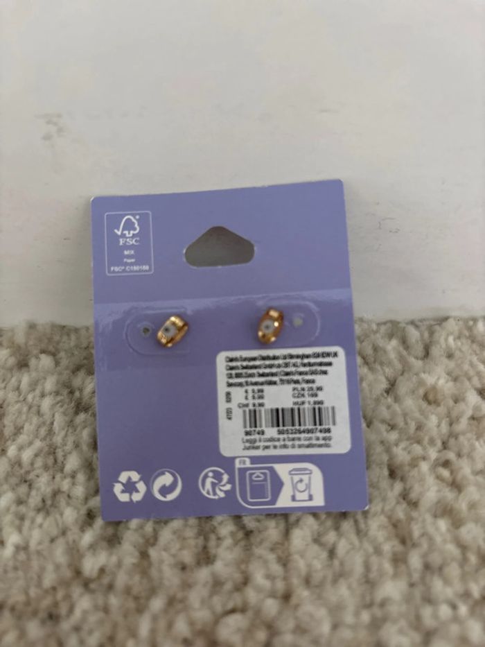 Boucles d’oreilles neuves Claire’s - photo numéro 3