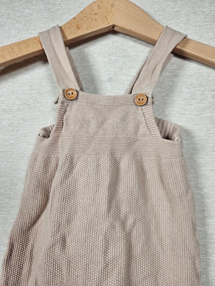 Salopette en maille kiabi 1 mois 54cm - photo numéro 3