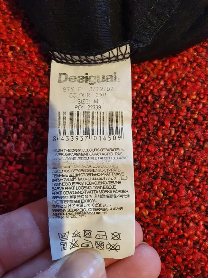 Haut desigual - photo numéro 5