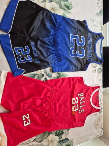Lot 2 tenues basket-ball