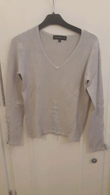 Pull gris noeud satiné très bon état