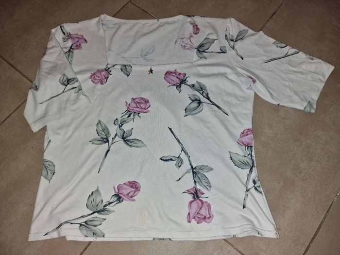 Tee-shirt fleurs