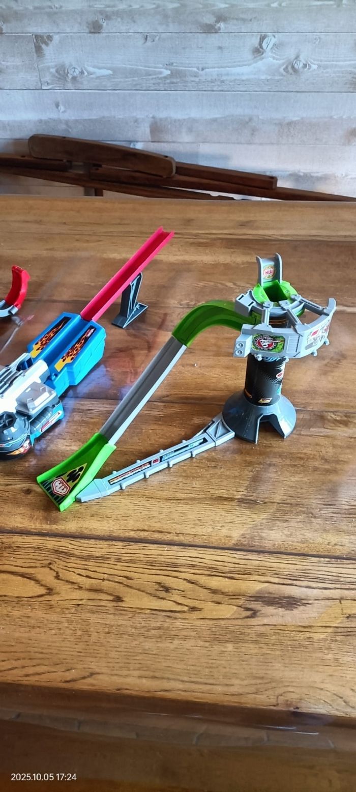 Lot de 2 circuits Hot wheels - photo numéro 9