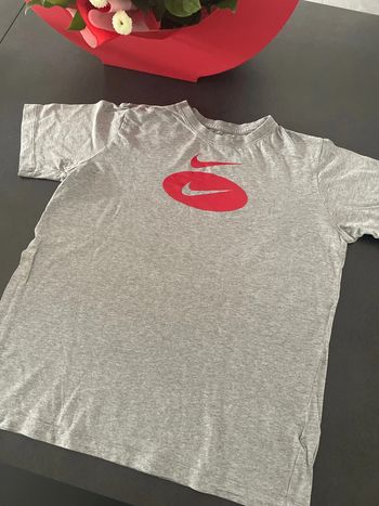 Nike tee shirt vêtement enfant garçon XL