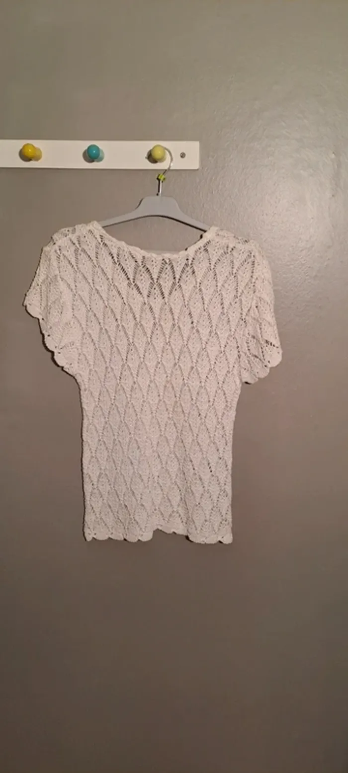 Débardeur blanc en dentelle - sans marque - Taille 36 - Bon état. - photo numéro 5