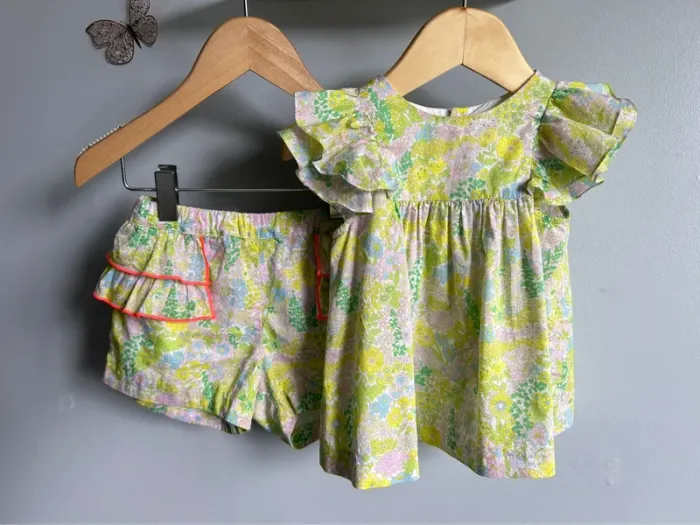 Ensemble liberty blouse + short Jacadi fille 24 mois Tbe