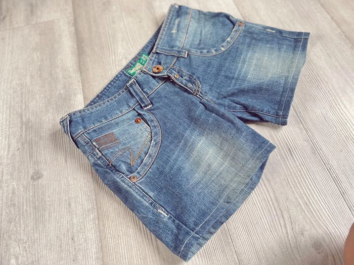 Short en jean femme bershka - photo numéro 2