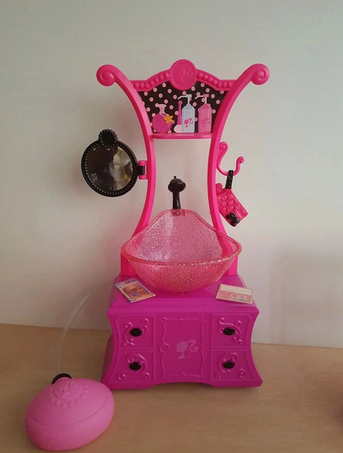 Barbie salon de coiffure - photo numéro 9