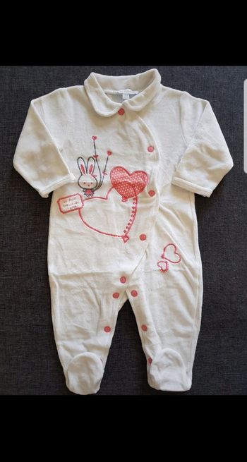 Grenouillère velours bébé fille 9 mois