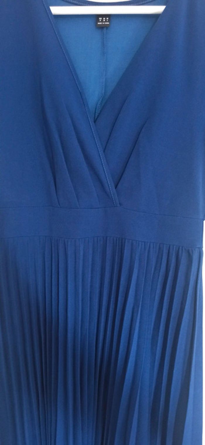 Robe bleu marine - photo numéro 2
