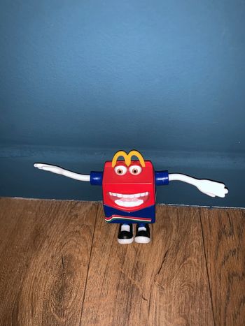 figurine macdonald