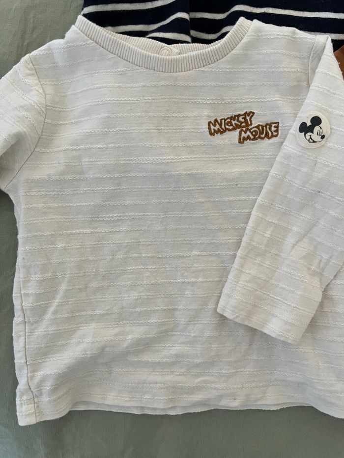 Lot tee shirts et pull - photo numéro 2