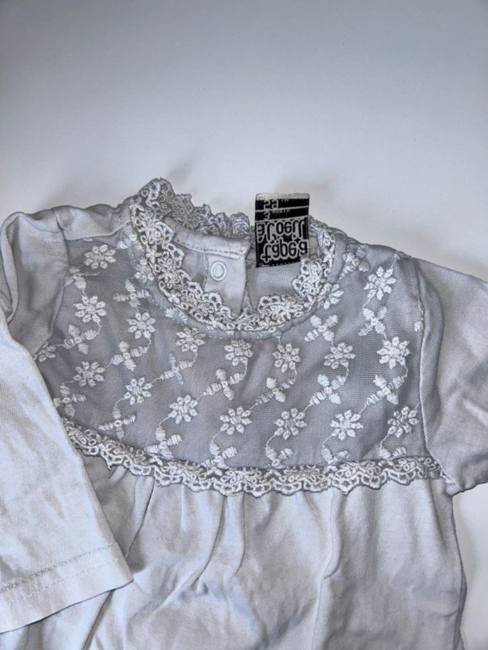 Tee shirt 3 mois - photo numéro 2