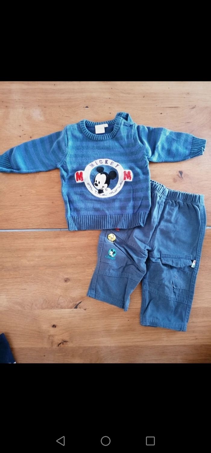 Ensemble pull pantalon 6 mois