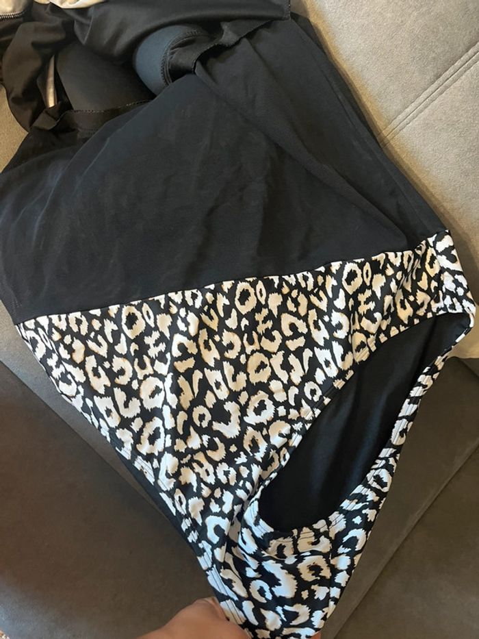 Superbe robe maillot de bain taille 46 - photo numéro 4