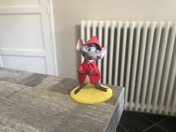 Figurine souris roquefort les aristochat