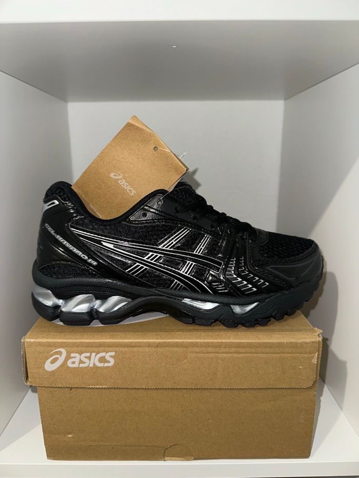 Asics gel kayano 14 - photo numéro 1