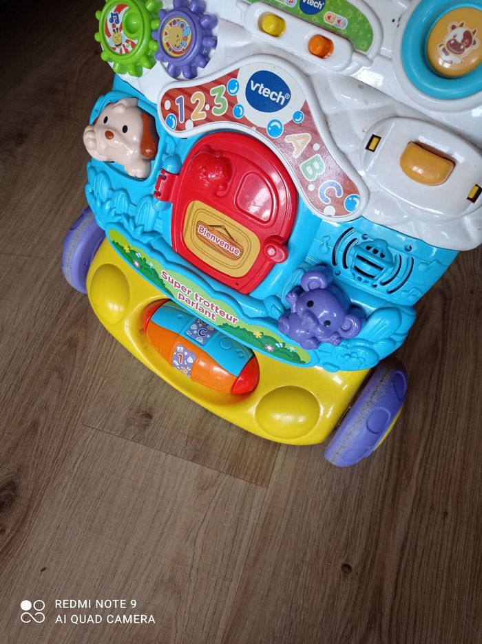 Trotteur bébé - photo numéro 2