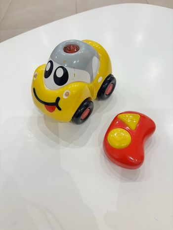 Ma première voiture télécommandée 