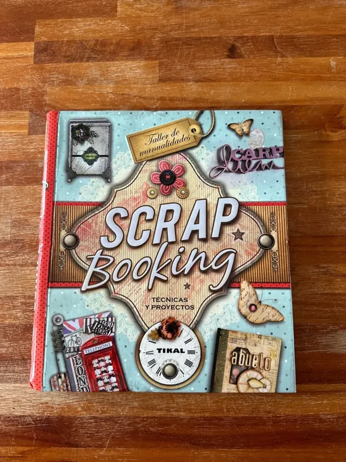 Livre scrapbooking