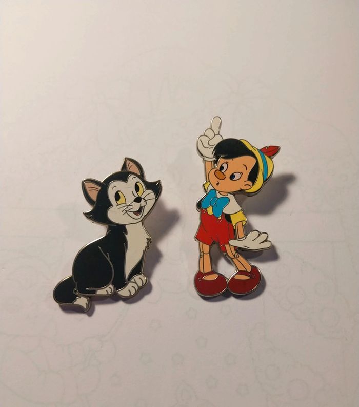 Pins Disney pinocchio ou figaro