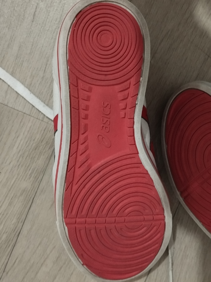 Basket Asics garçon pointure 35 .5 - photo numéro 5