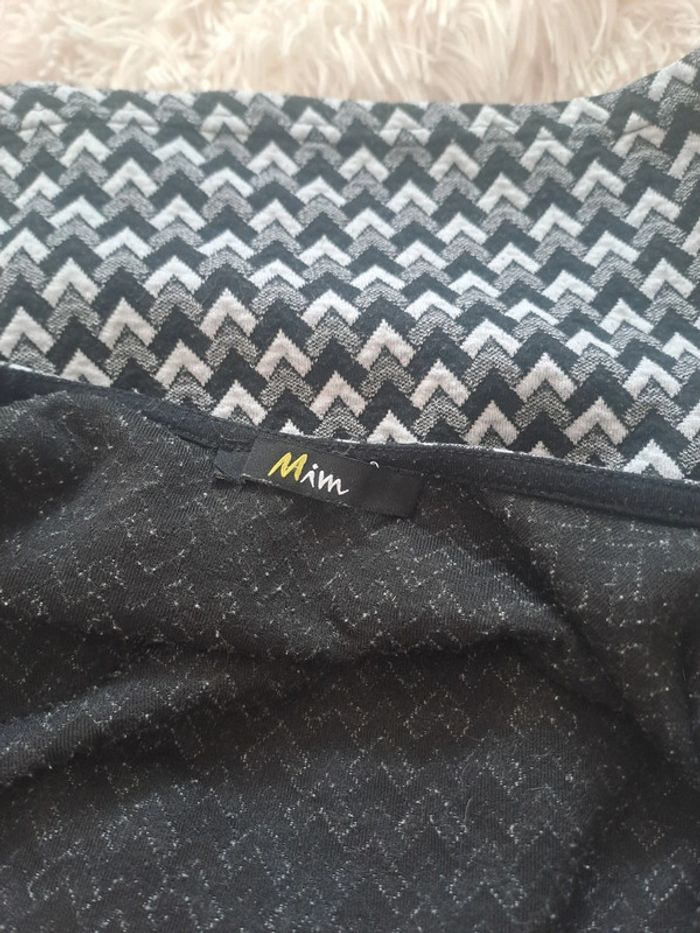 Crop top motif graphique - Mim S - Dos décolleté chic et tendance - photo numéro 5