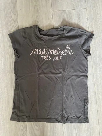 Tee shirt fille mademoiselle très jolie