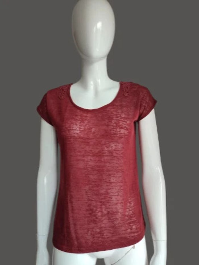 Haut transparent bordeaux
