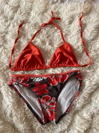 Maillot de bain 2 pièces taille M