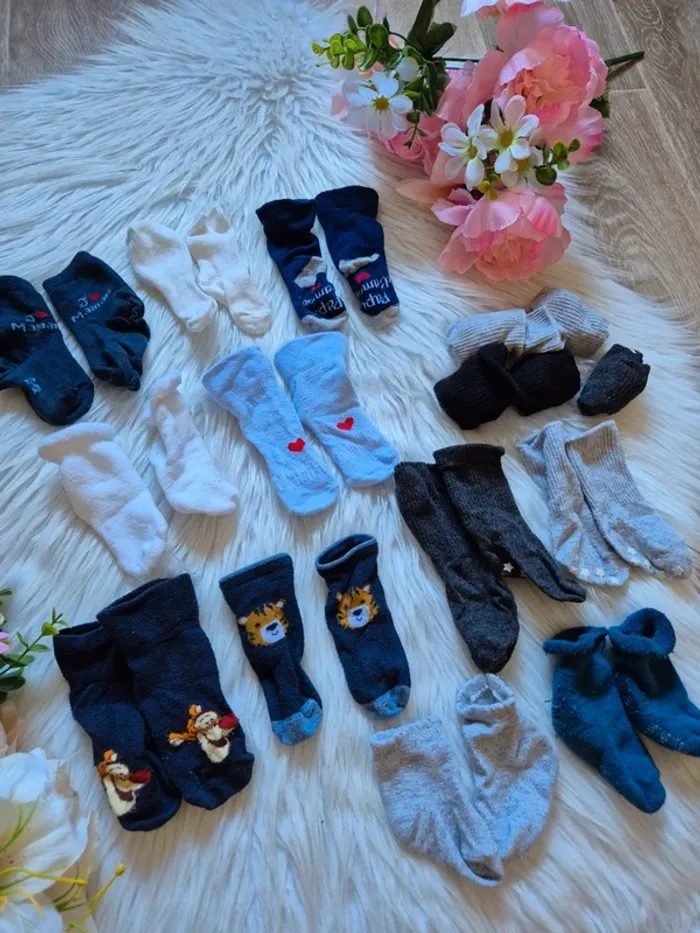 17 paires de chaussettes bébé